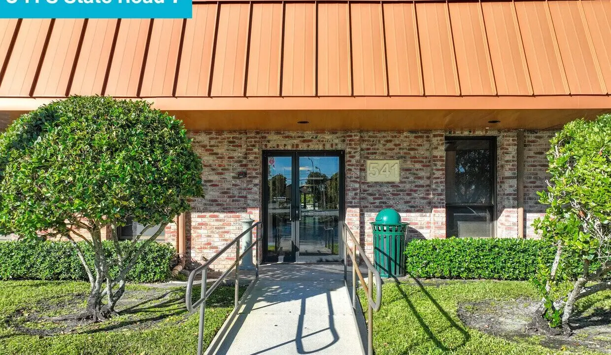 541 Building Photo 3